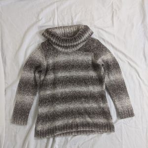 ⭐ Basic Editions size L turtleneck sweater